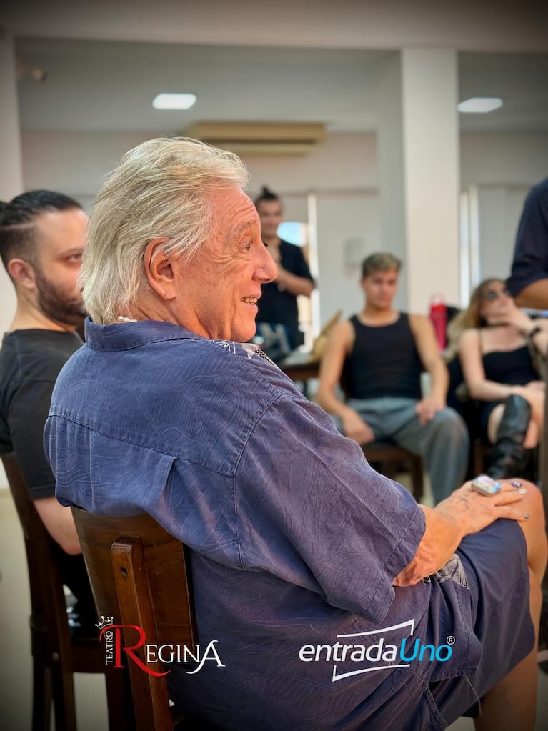 Pepe Cibrián vuelve con ‘Aquí no podemos hacerlo’, su emblemático musical: cuándo estrena y dónde | Créditos: Instagram @pepecibrianc