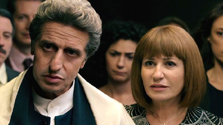 Peretti interpreta a un pastor evangélico y Mercedes Morán a su esposa.