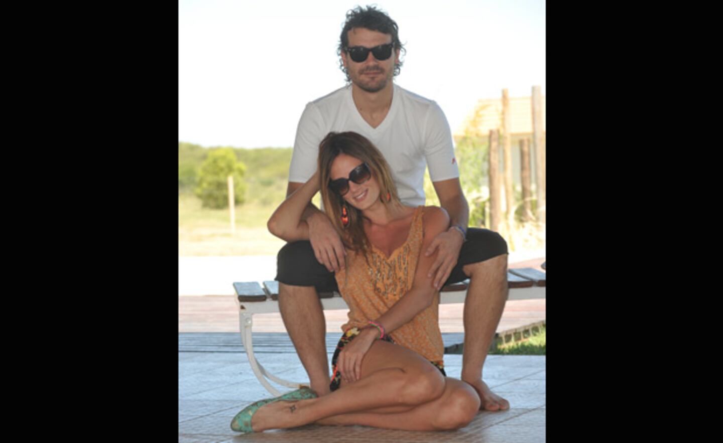 Peter Alfonso y Paula Chaves, conviviendo en Carlos Paz. (Foto: gentileza La Voz del Interior)