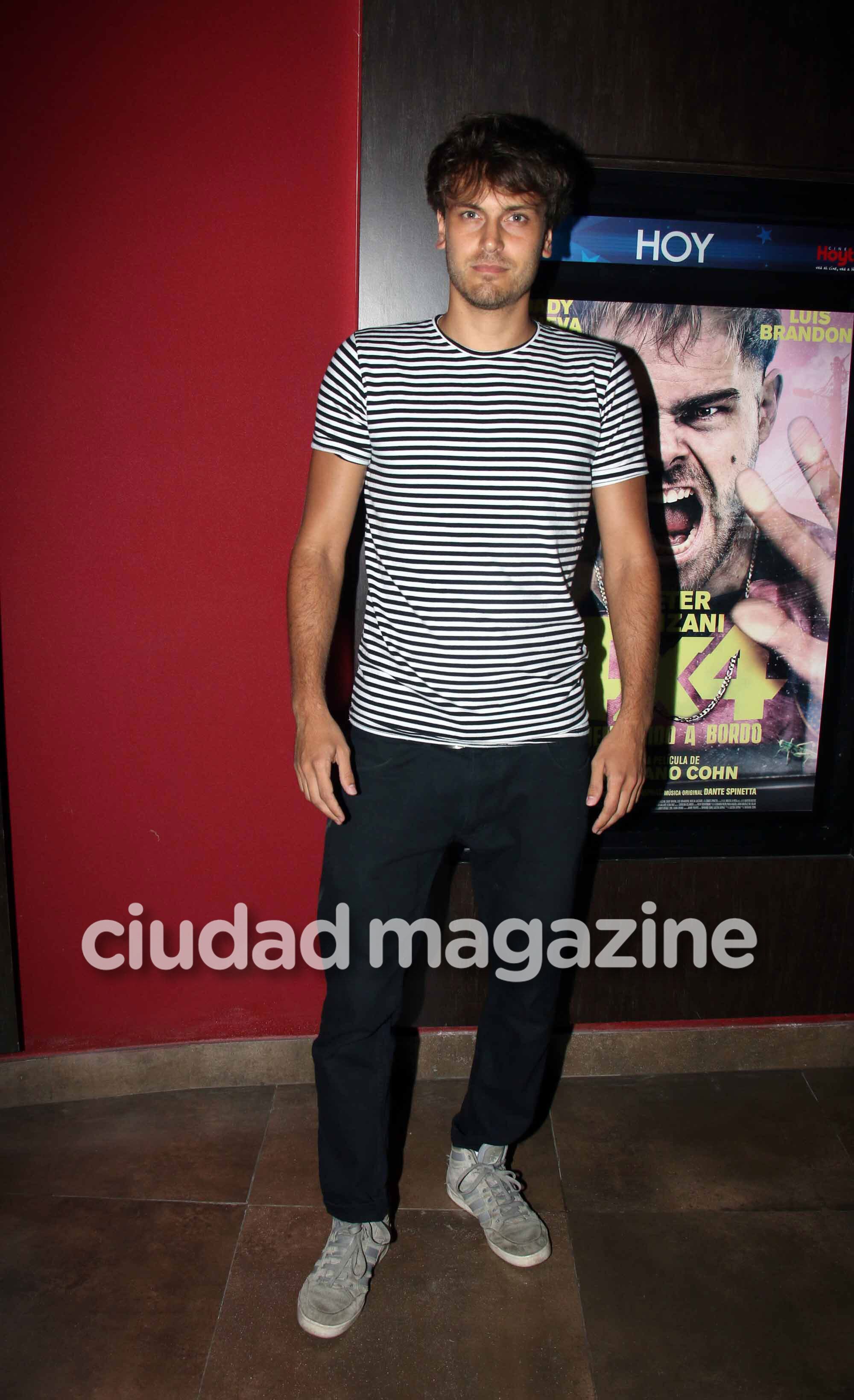 Peter Lanzani estrenó 4x4 junto a muchos famosos. (Foto: Movilpress)
