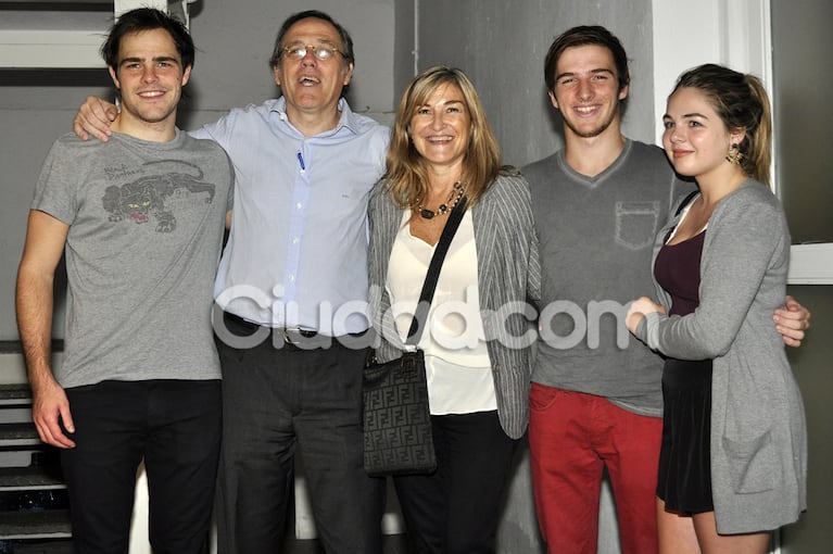 Peter Lanzani participó en Fuerza Bruta y sus afectos dijeron presente (Foto: Jennifer Rubio). 