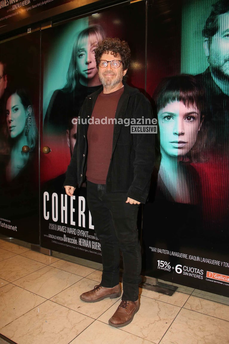 Peto Menahem en el estreno de la obra Coherencia (Foto: Movilpress).