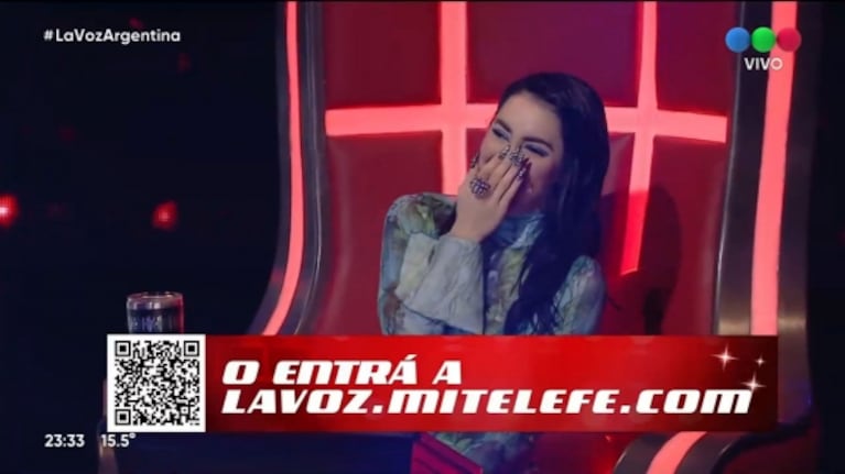 Picante chicana de Lali Espósito a un joven que cantó entre tumbas en La Voz: "Son todos novios míos"