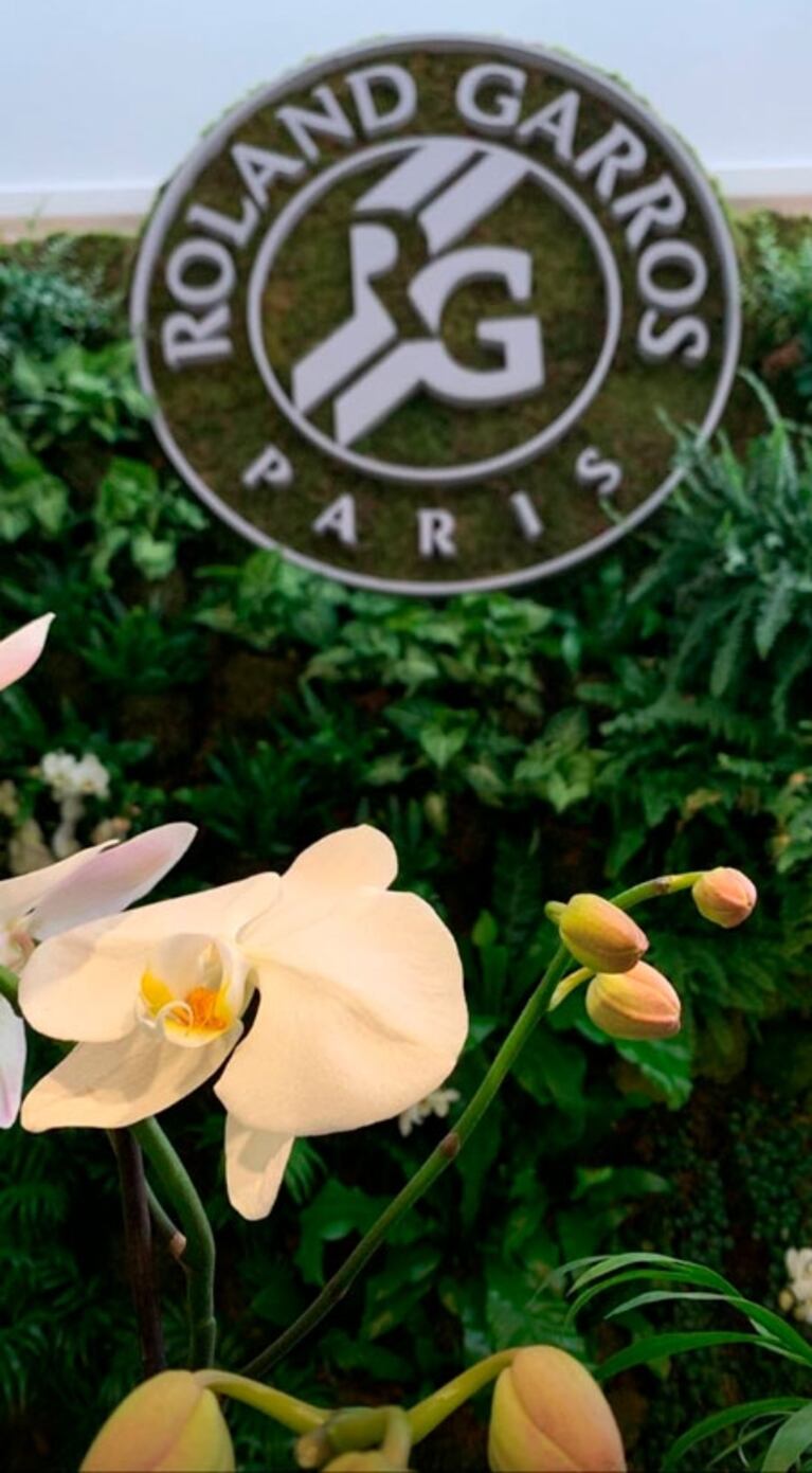 Pico Mónaco viajó a París junto a su ¿nueva amigovia?: paseo por la Torre Eiffel y Roland Garros