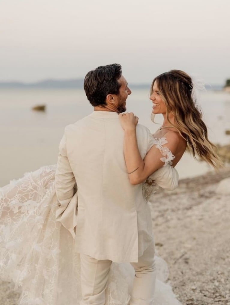 Pico Mónaco y Diana Arnopoulos compartieron las fotos más lindas de su casamiento en Grecia