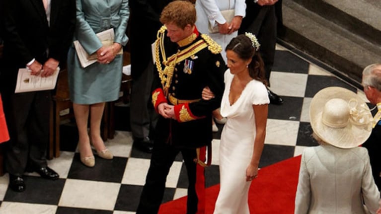 Pippa y Harry en la salida de la Abadía de Westminster.