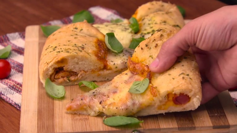 Pizza con bordes rellenos, recetas