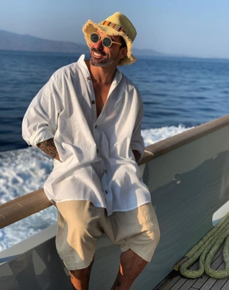 Pocho Lavezzi, ¿de novio con la modelo top Valentina Ferrer?: sus paradisíacas fotos en Grecia