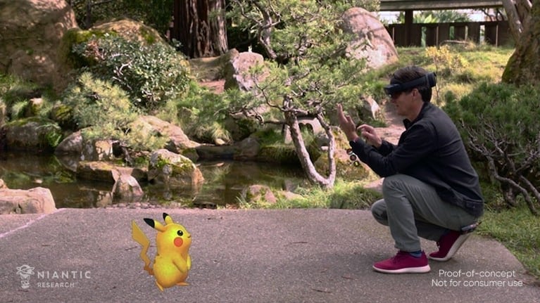 Pokémon GO muestra el juego en realidad mixta usando visores Hololens y tecnología de Microsoft. Foto:DPA. 