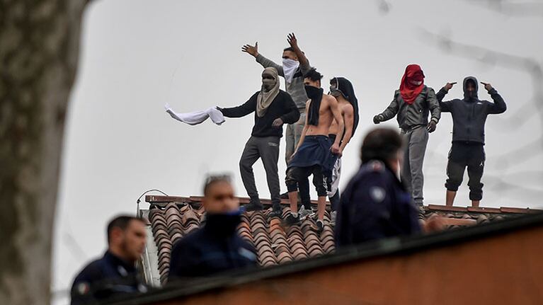 Polémica en Italia: prisión domiciliaria para 400 capos de la mafia por ser pacientes de riesgo 