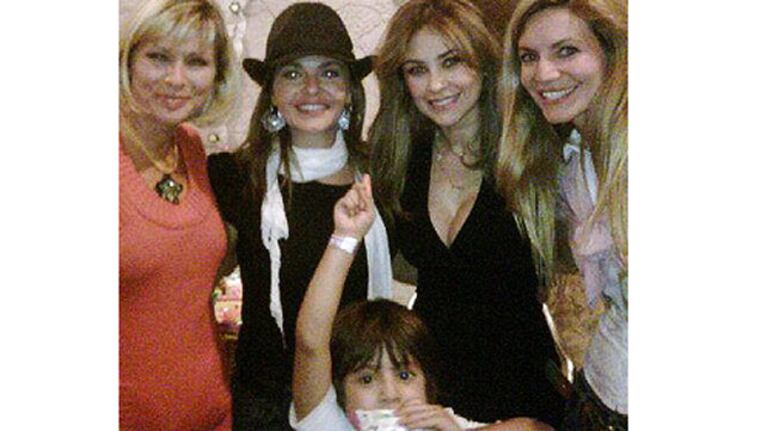 Polémica por la foto del hijo de Luis Miguel