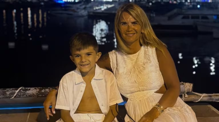 Polémica por una foto del hijo de Amalia Granata en el festejo de Fin de Año: “Qué feo el gesto”. Crédito: Instagram