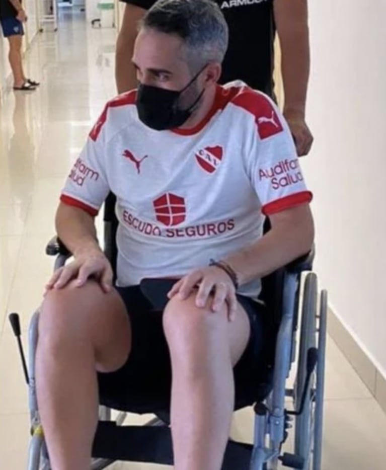 Pollo Álvarez deberá ser operado por una dolorosa lesión: "Tengo dolor y no puedo caminar"