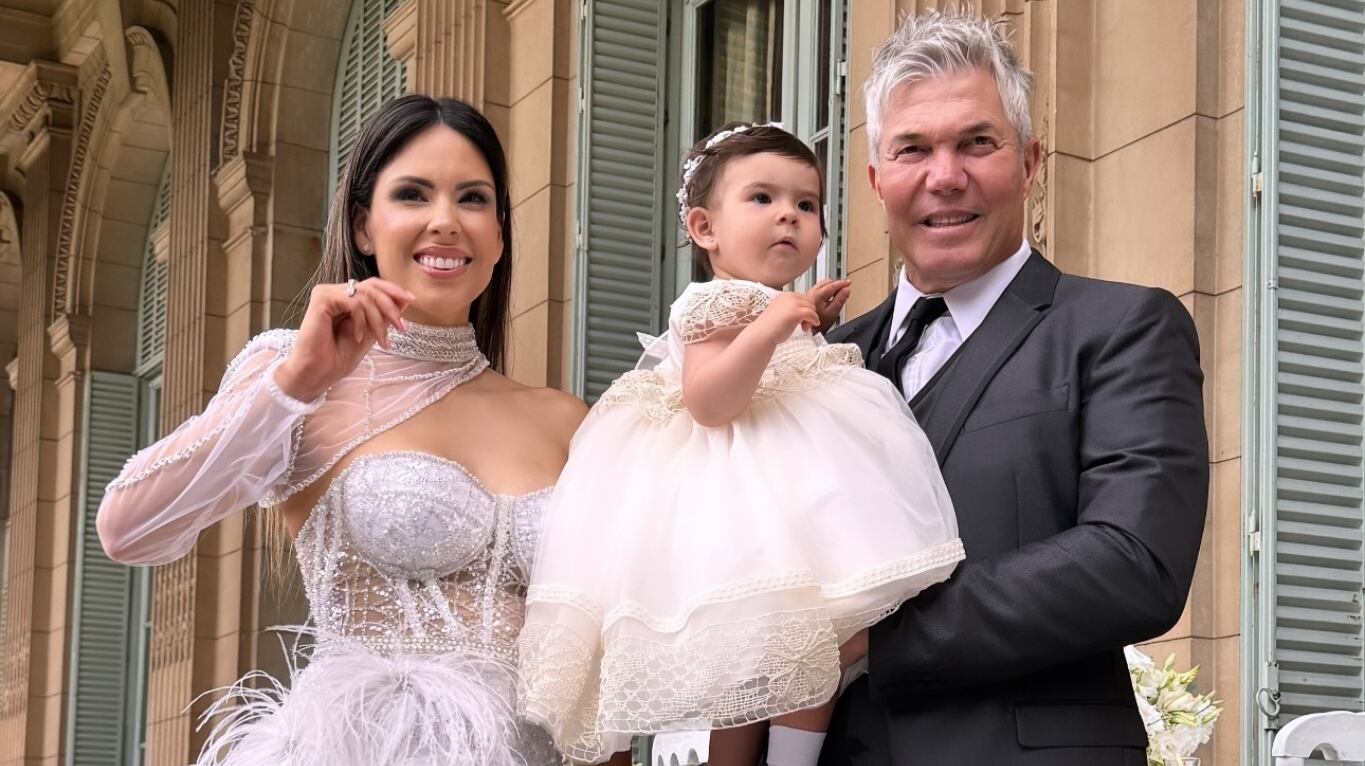 Por qué Barby Franco y su hija están viviendo solas sin Fernando Burlando en Puerto Madero.