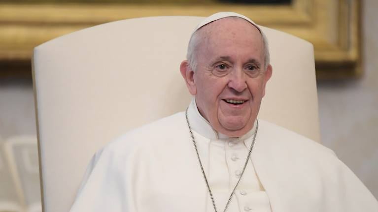 Por seguridad, el papa Francisco usará un auto blindado durante su viaje a Irak