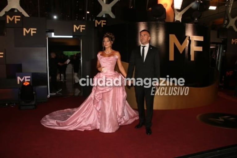 Premios Martín Fierro 2023: los looks de los famosos en la alfombra roja 