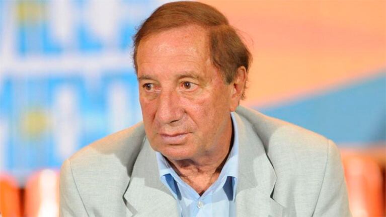 Preocupa la salud del exdirector técnico Carlos Bilardo: su estado es grave