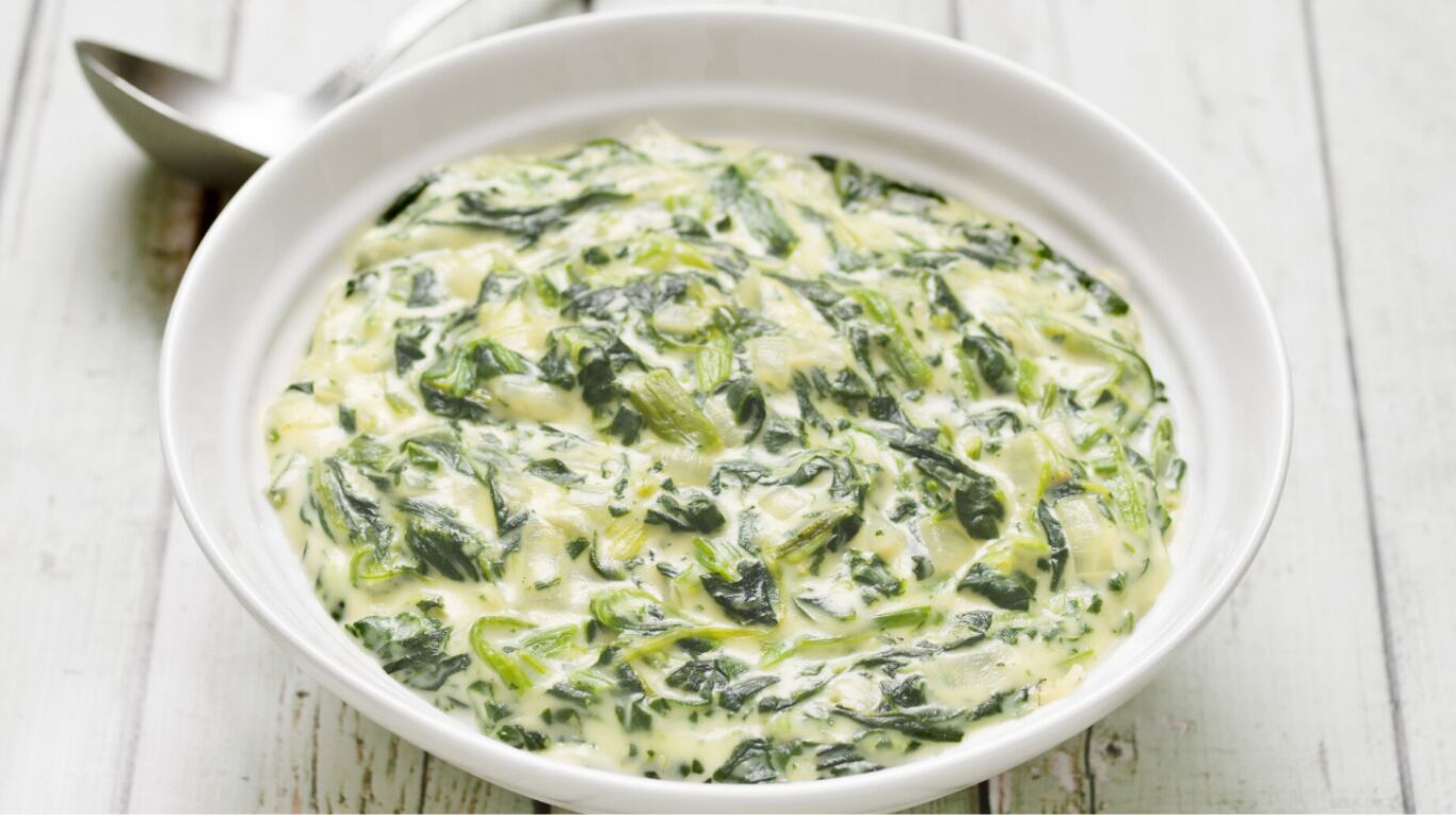 Prepará espinacas a la crema con esta receta y disfrutalas a la hora de la cena 