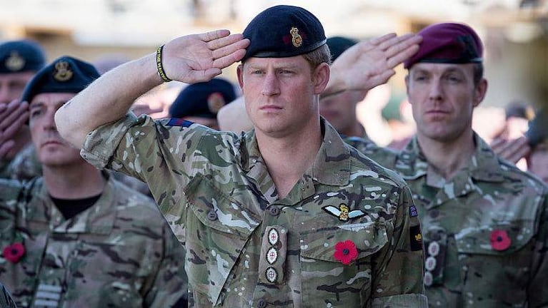 Príncipe Harry: mirá las medallas que ha ganado por su servicio militar