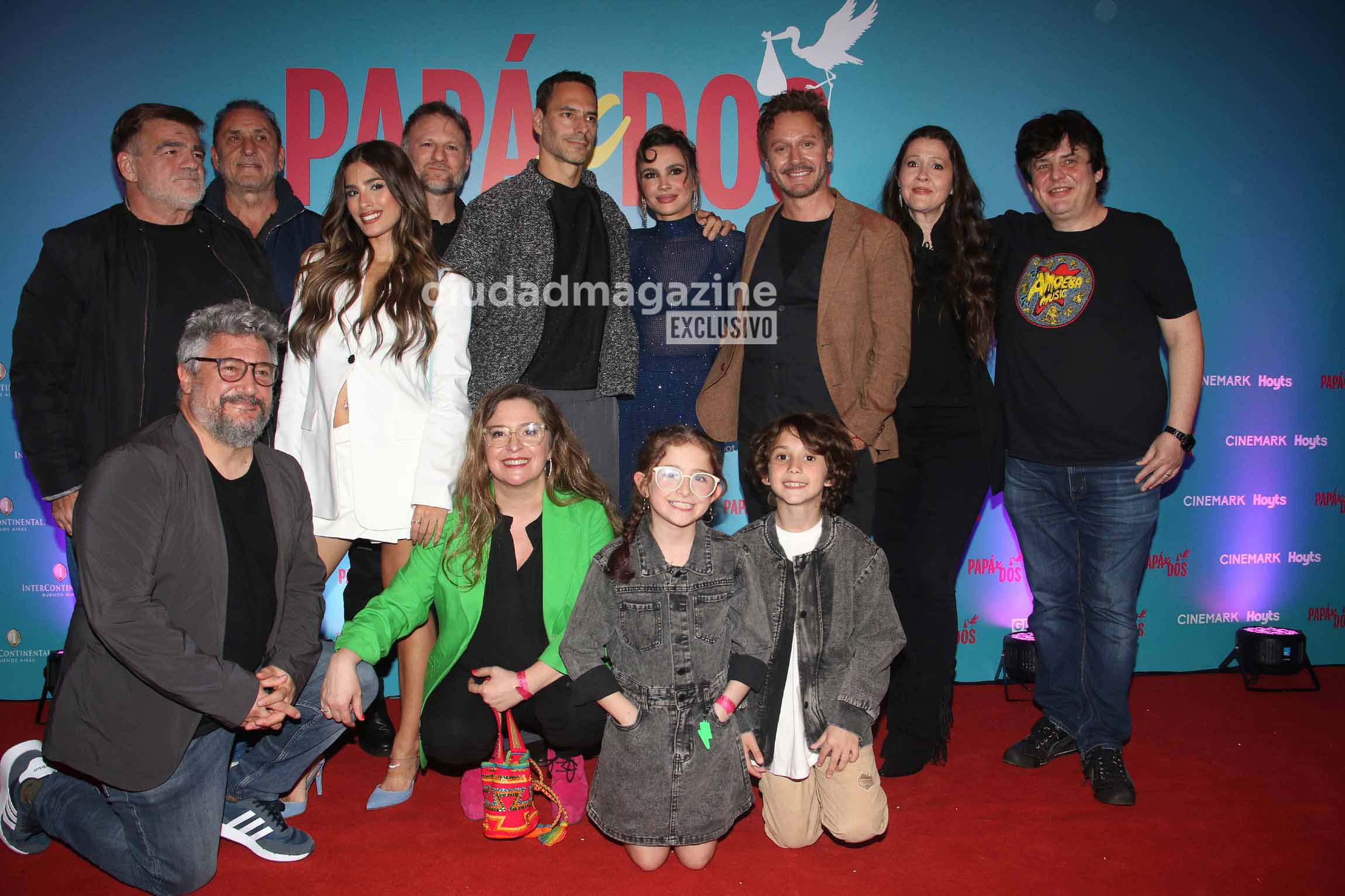 Producción y elenco en la avant premier de Papá x dos. (Foto: @Movilpress)