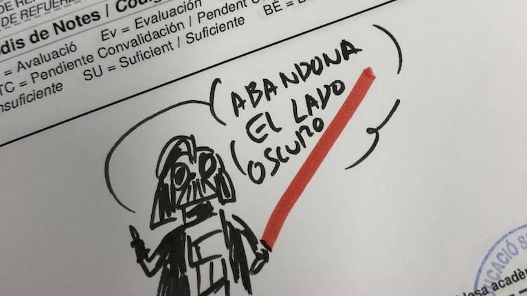 Profesor conquista Twitter por notas “a lo Star Wars” que dibuja a sus alumnos