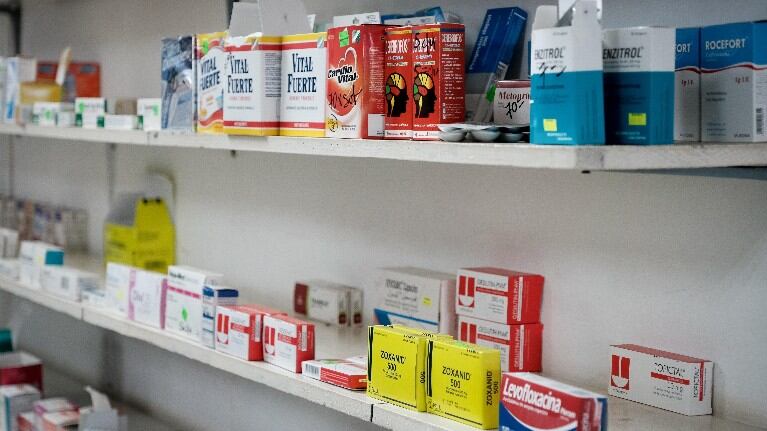 Proponen una ley para que se agregue el sistema Braille a los medicamentos. Foto: EFE.