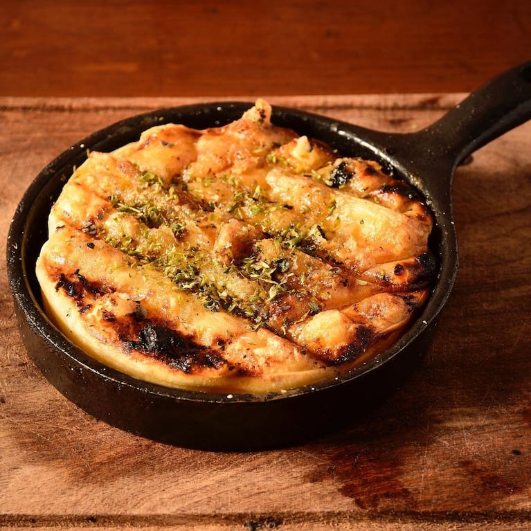 Provoleta a la parrilla. (Instagram/lachanchaylosveintee)