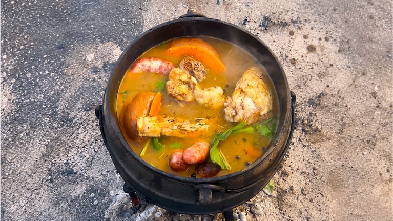 Puchero de osobuco a la olla de hierro, una receta para disfrutar en invierno. Foto. Cucinare TV