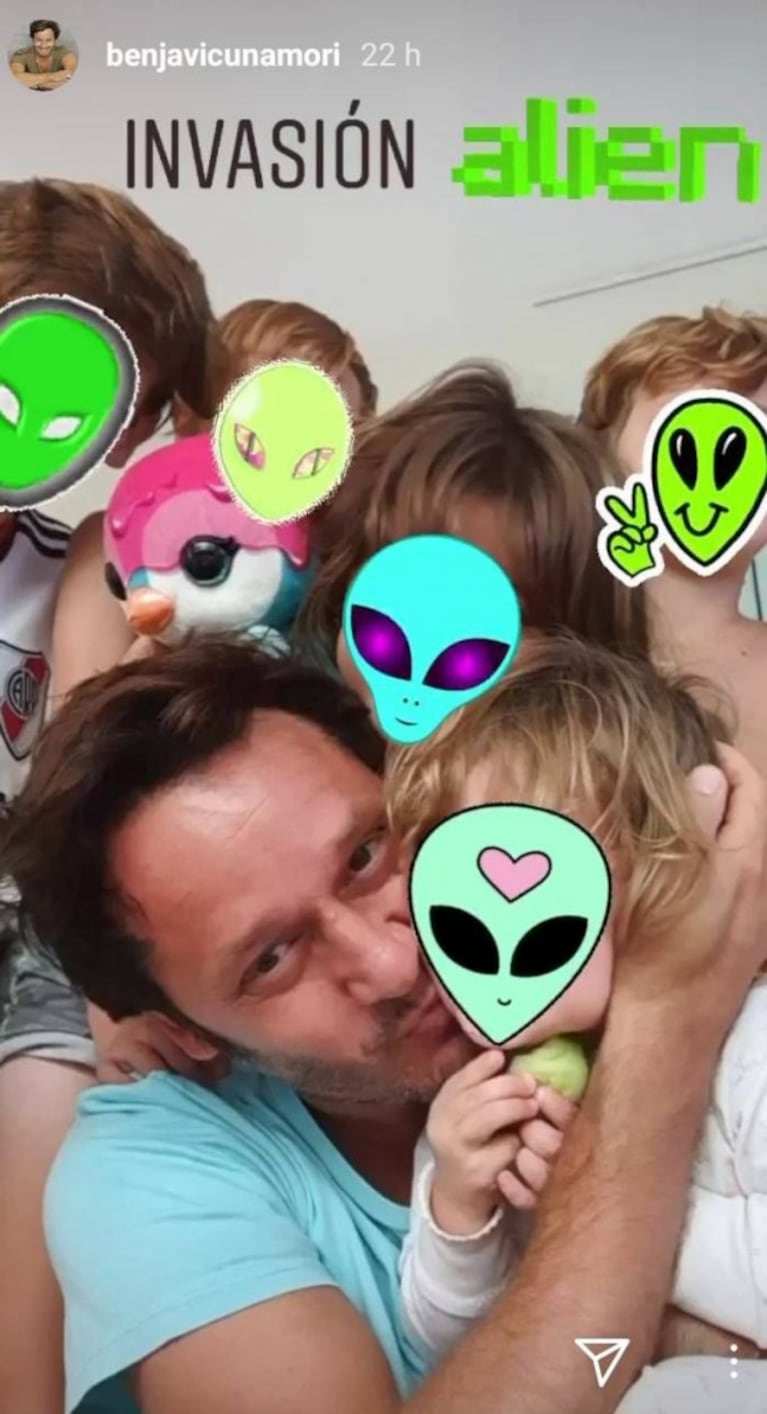 ¡Puro amor ensamblado! La tierna foto de Benjamín Vicuña con sus hijos y Rufina Cabré: "Invasión alien"