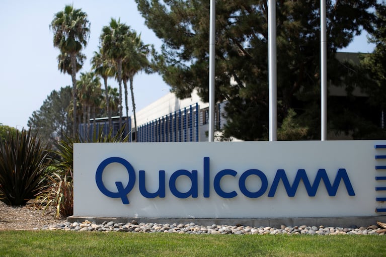 Qualcomm ha lanzado dos nuevos chips destinados al procesamiento de audio en dispositivos inalámbricos de gama media y alta.




