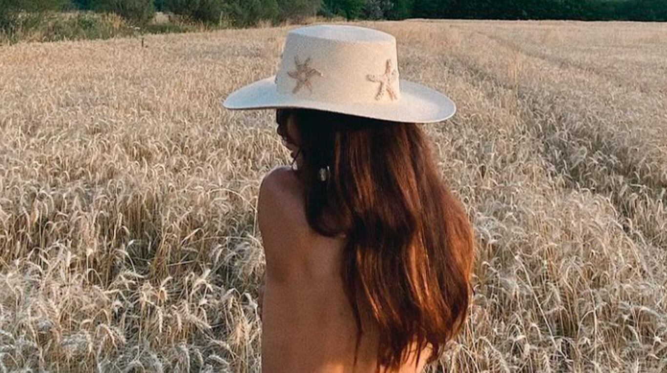 Qué famosa modelo y actriz anunció que se convertirá en mamá por segunda vez.