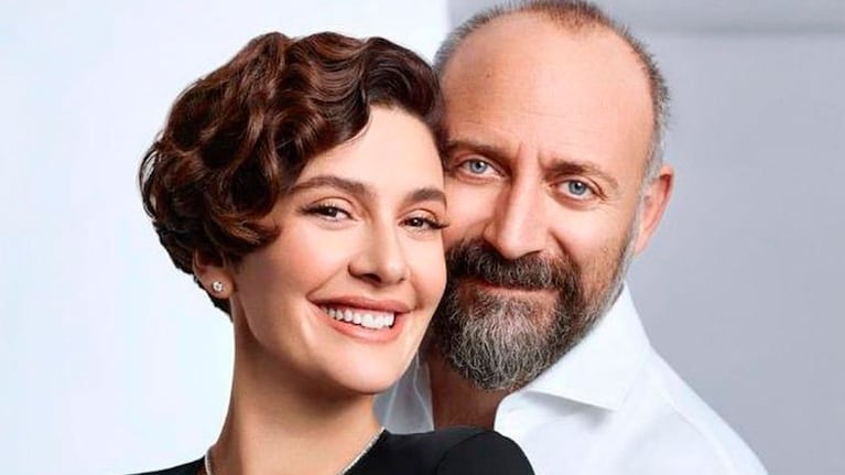 Qué fue de la vida de Onur y Sherezade, los actores de Las mil y una noches que fueron furor.