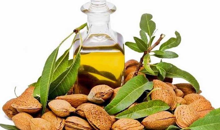 ¿Querés reafirmar tu pecho? Probá con el aceite de almendras