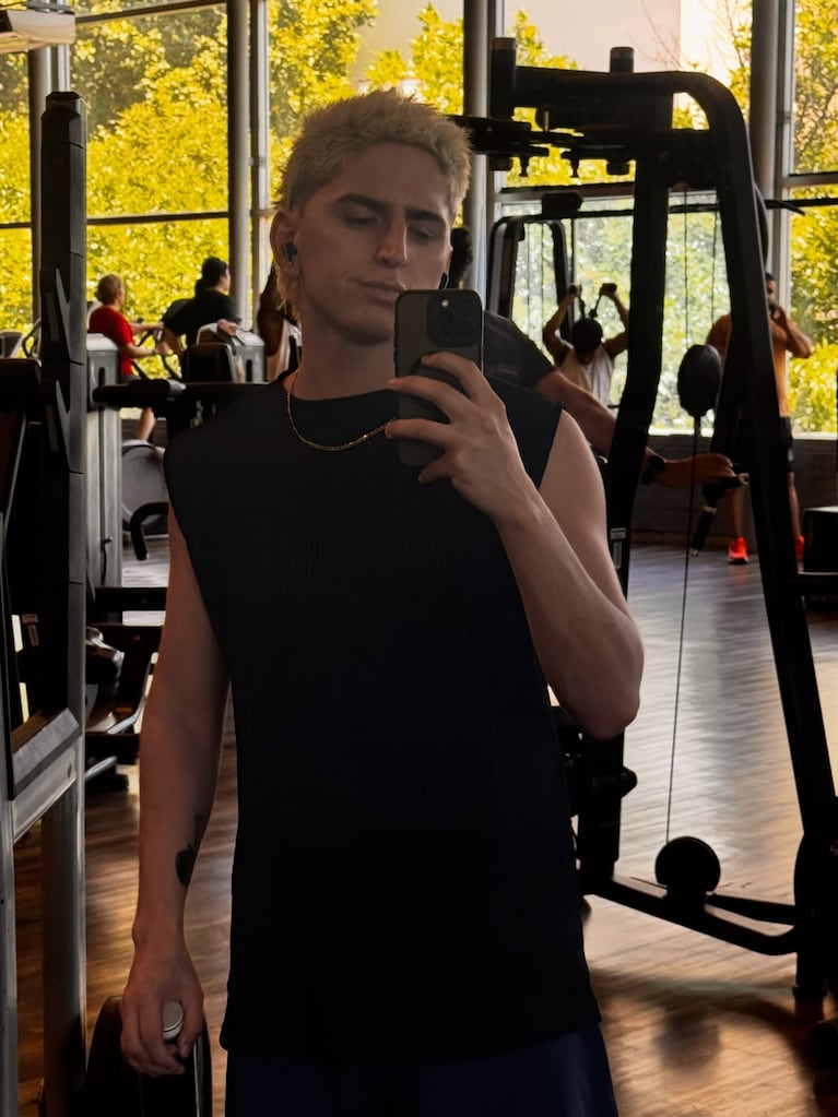 Quién es Enzo Aguilar, el elegido de Beto Casella: de un pueblo de Tucumán a consolidarse en televisión | Créditos: Instagram @enzoaguilarokk