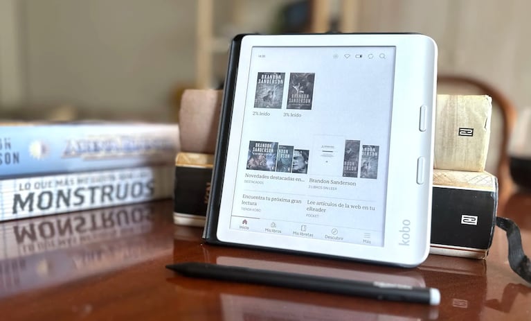 Rakuten Kobo lanza el Kobo Libra Colour con pantalla a color E Ink Kaleido 3 de 7 pulgadas.
