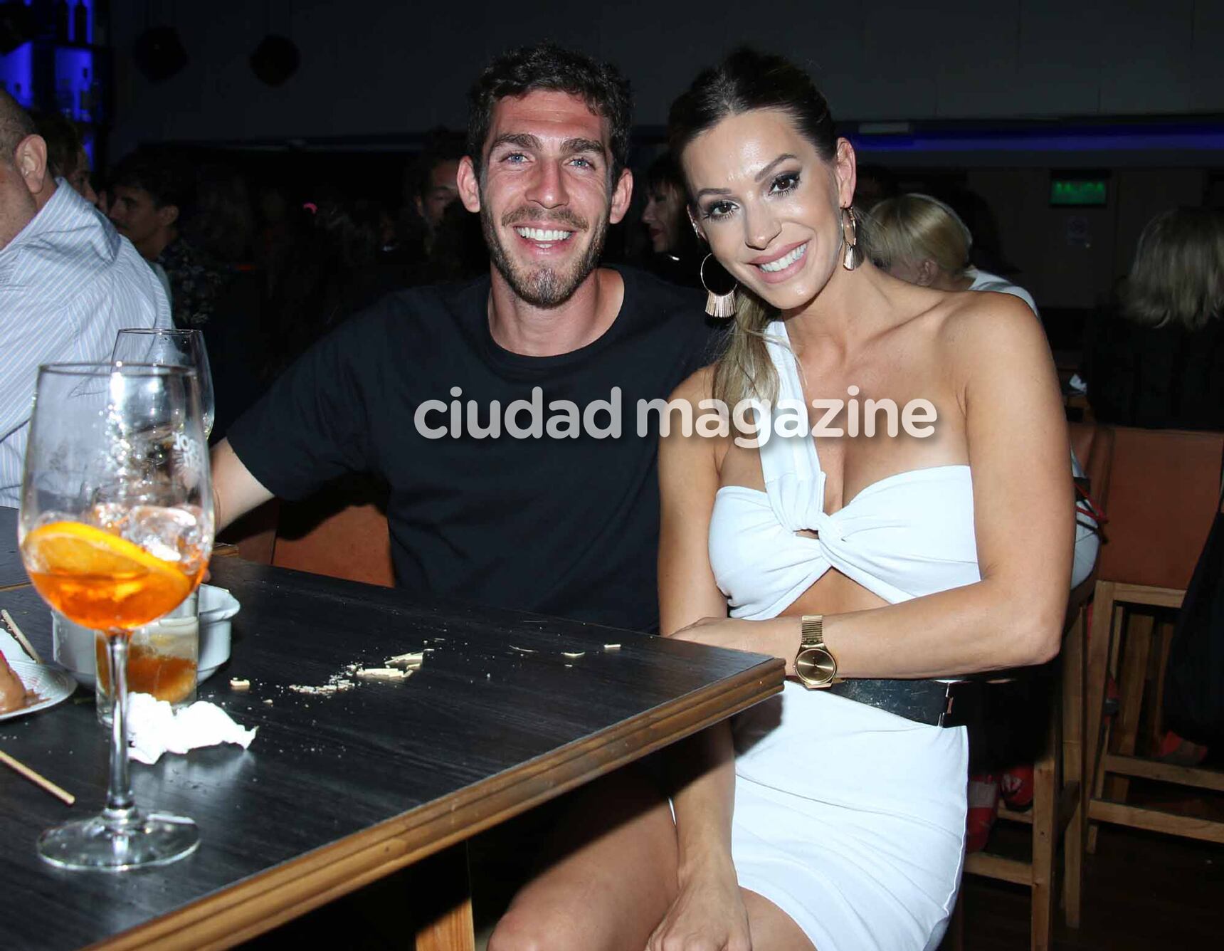 Ramiro Arias y Noelia Marzol en el cumpleaños de José María Muscari. (Foto: Movilpress)