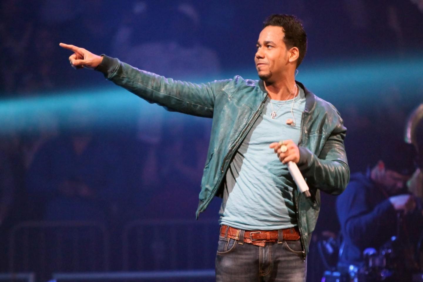 Razones para asistir al Golden Tour de Romeo Santos
