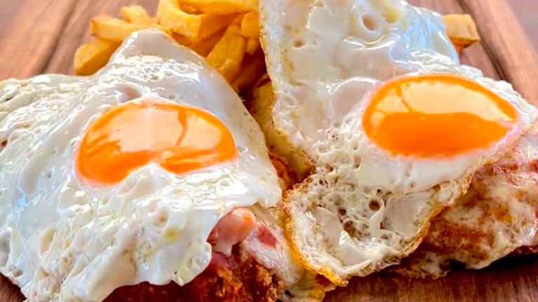 Receta para unas milanesas a caballo: el paso a paso de un plato elegido por todos