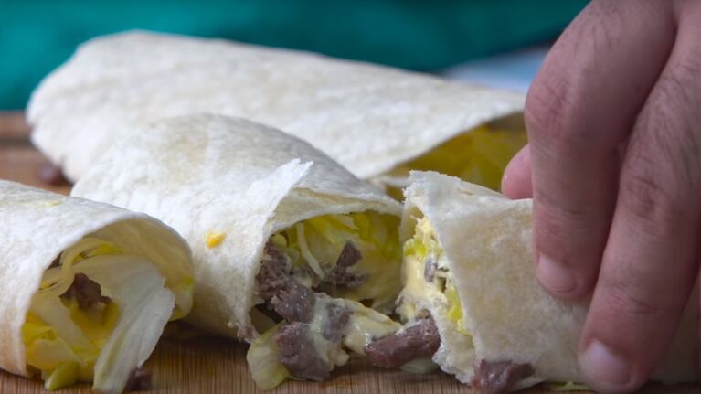 Receta simple de wraps de lomo con salsa de queso