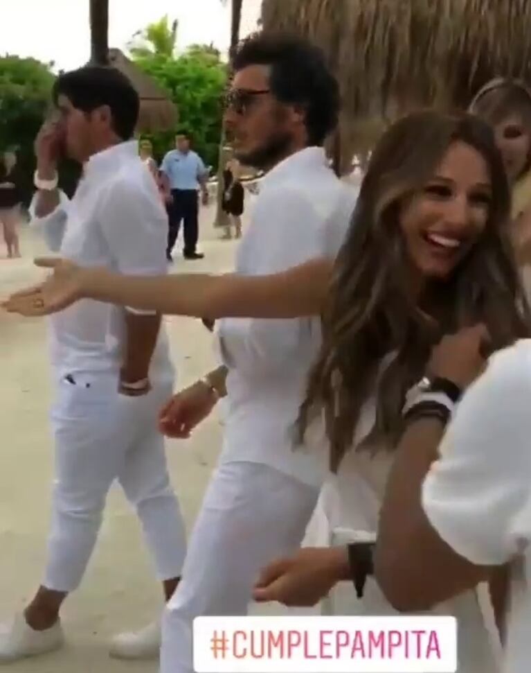 ¡Reconciliación súper confirmada! Las primeras imágenes de Pampita y Pico Mónaco, juntos en México