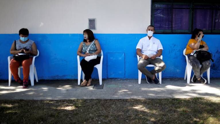 Récord absoluto: Más de 127 mil inscriptos en un día para vacunarse contra el coronavirus en Buenos Aires
