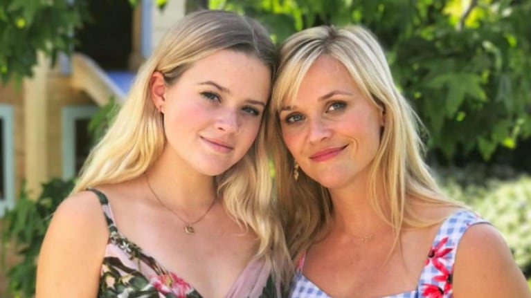 Reese Witherspoon y su hija comparten el placard