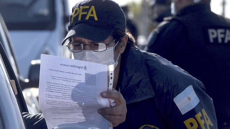 Reforzarán este fin de semana los controles viales en los principales destinos turísticos del país. Foto: Telam.