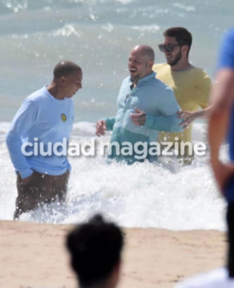 René Pérez grabó su nuevo videoclip en la playa de Puerto Rico: ¡fotos exclusivas del backstage!