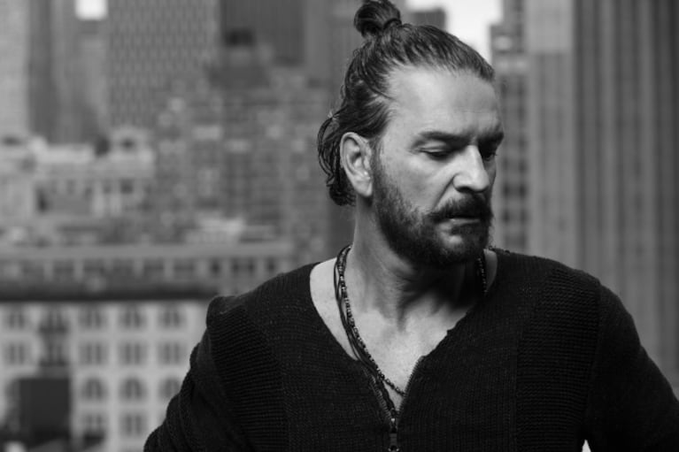 Ricardo Arjona a punto de agotar su séptimo show en Argentina 2022: cómo comprar las entradas