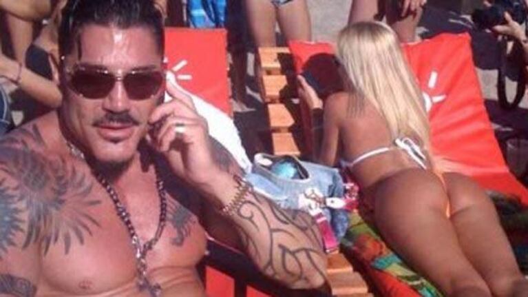 Ricardo Fort echó a su agente de prensa porque habría querido robarle