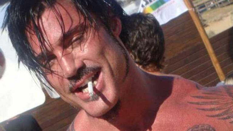 Ricardo Fort le sigue dando duro a Aníbal Pachano