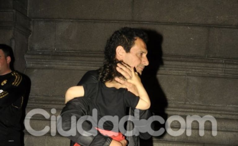 Ricardo Mollo con su hijo Merlín. (Foto: Jennifer Rubio-Ciudad.com)