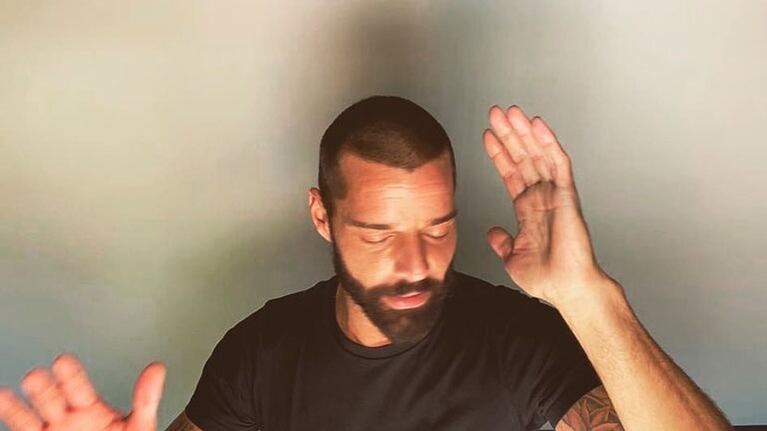 Ricky Martin canaliza su ansiedad por la pandemia en Pausa