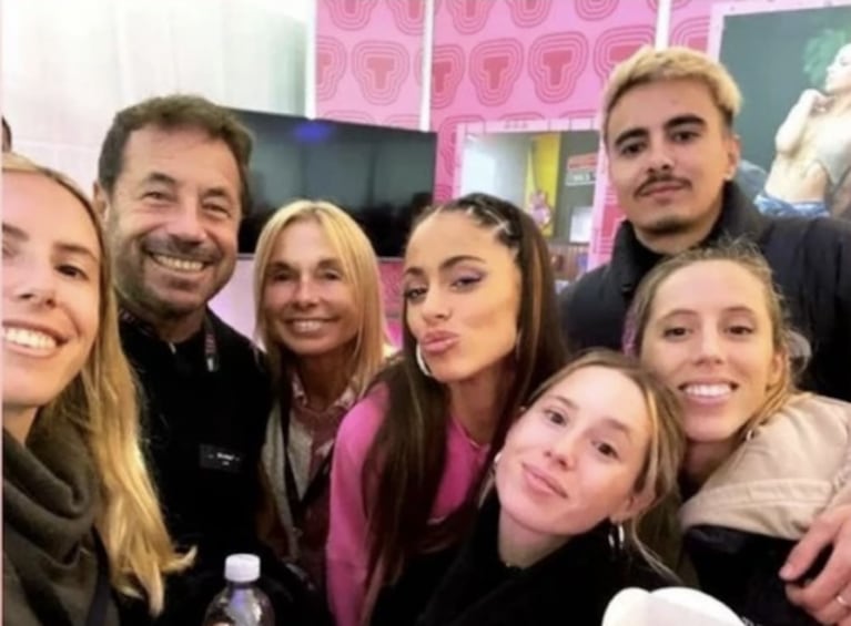 Ricky Sarkany se emocionó ante el debut de su hija Clara como bailarina en el show de Tini Stoessel  